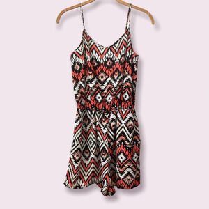 Romeo & Juliet Couture Multi Color Summer Casual With Pockets Romper Small